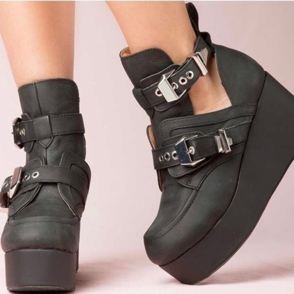Jeffrey Campbell Platrane wedged combat ankle boot black leather buckles